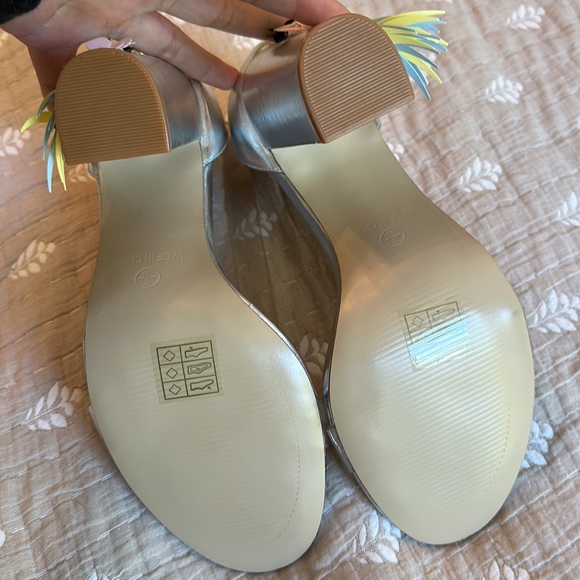 Never worn embellished block heels - Picture 4 of 4